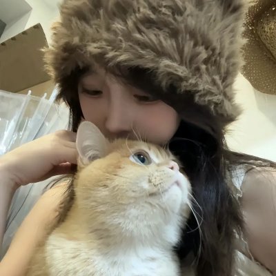 女警撞到夫
